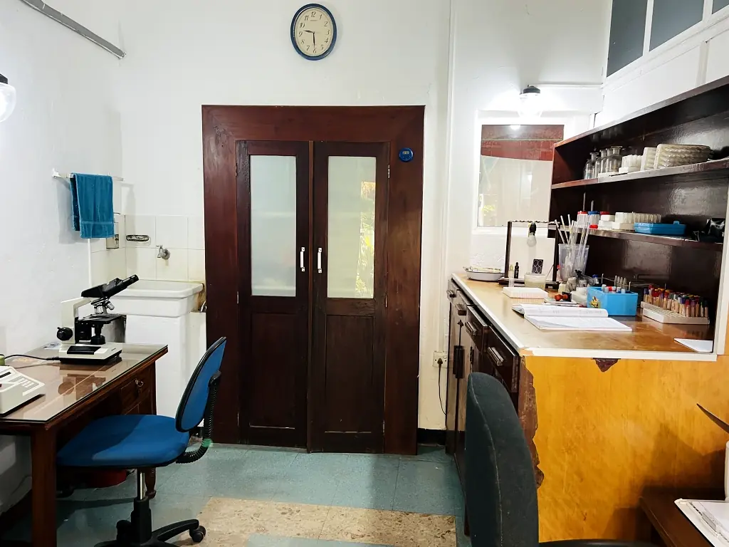 On-site medical laboratory work area